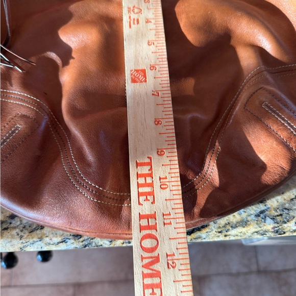 Authentic Coach - Picture 5 of 10